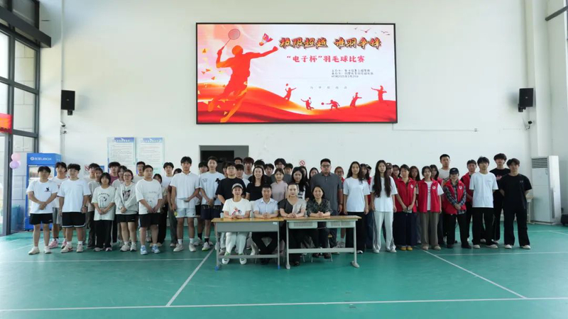 1750938724485053889.jpg 312.jpg