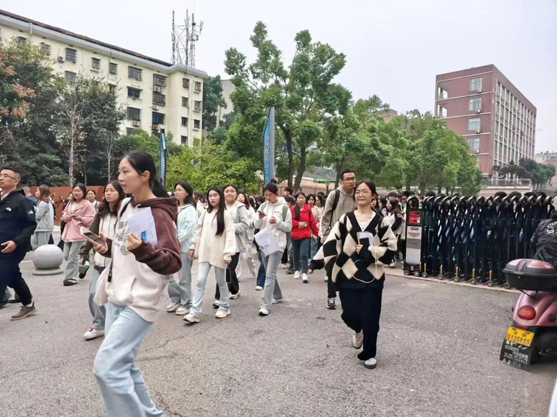 1730445091255044457.jpg 4.jpg